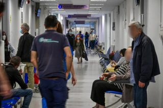 Η νέα γενιά κρατάει τα νοσοκομεία όρθια